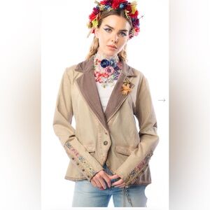 Aratta "Silent Journey Colonel" NWT size xl also in original packaging